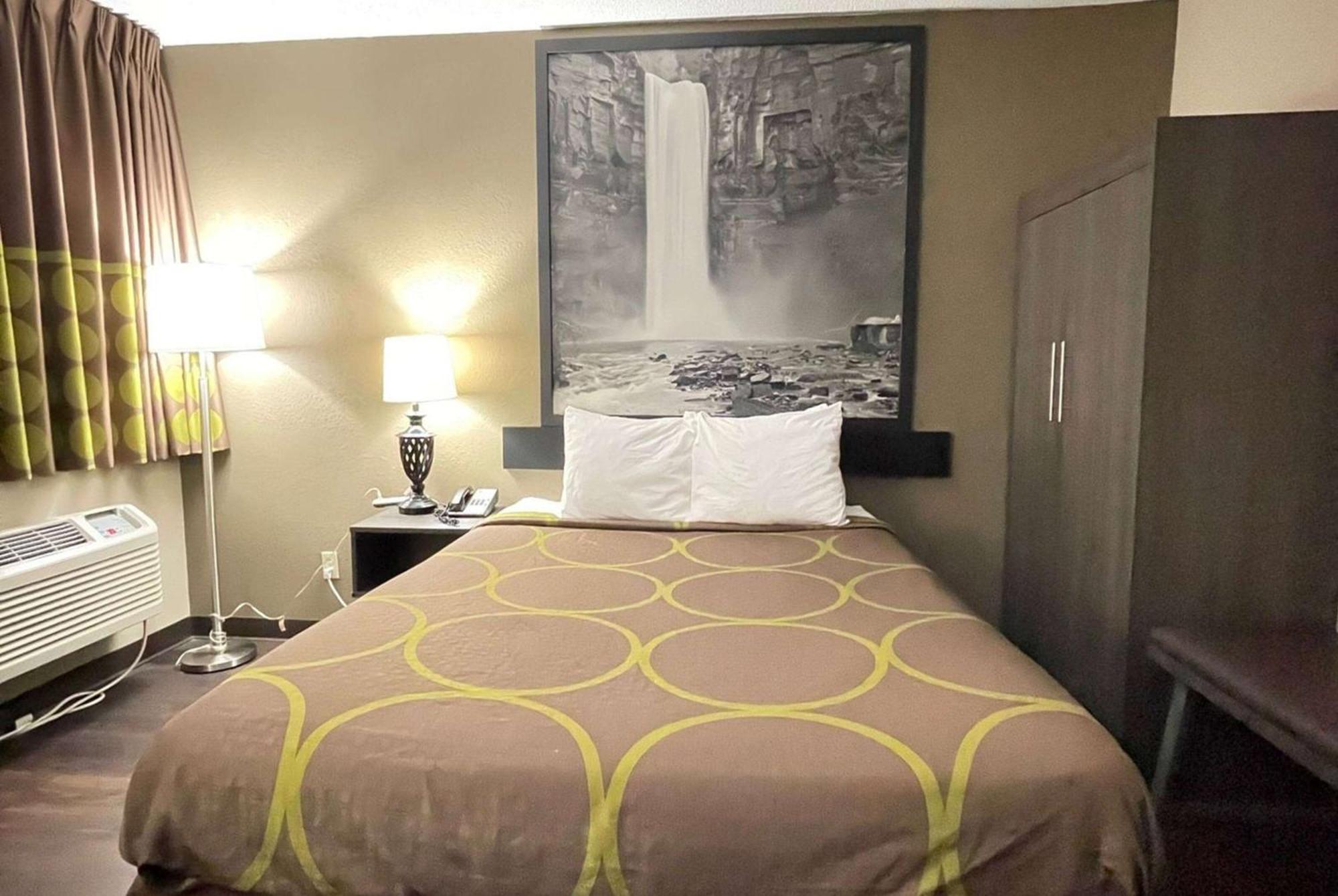 Hotel Super 8 By Wyndham Ithaca Extérieur photo